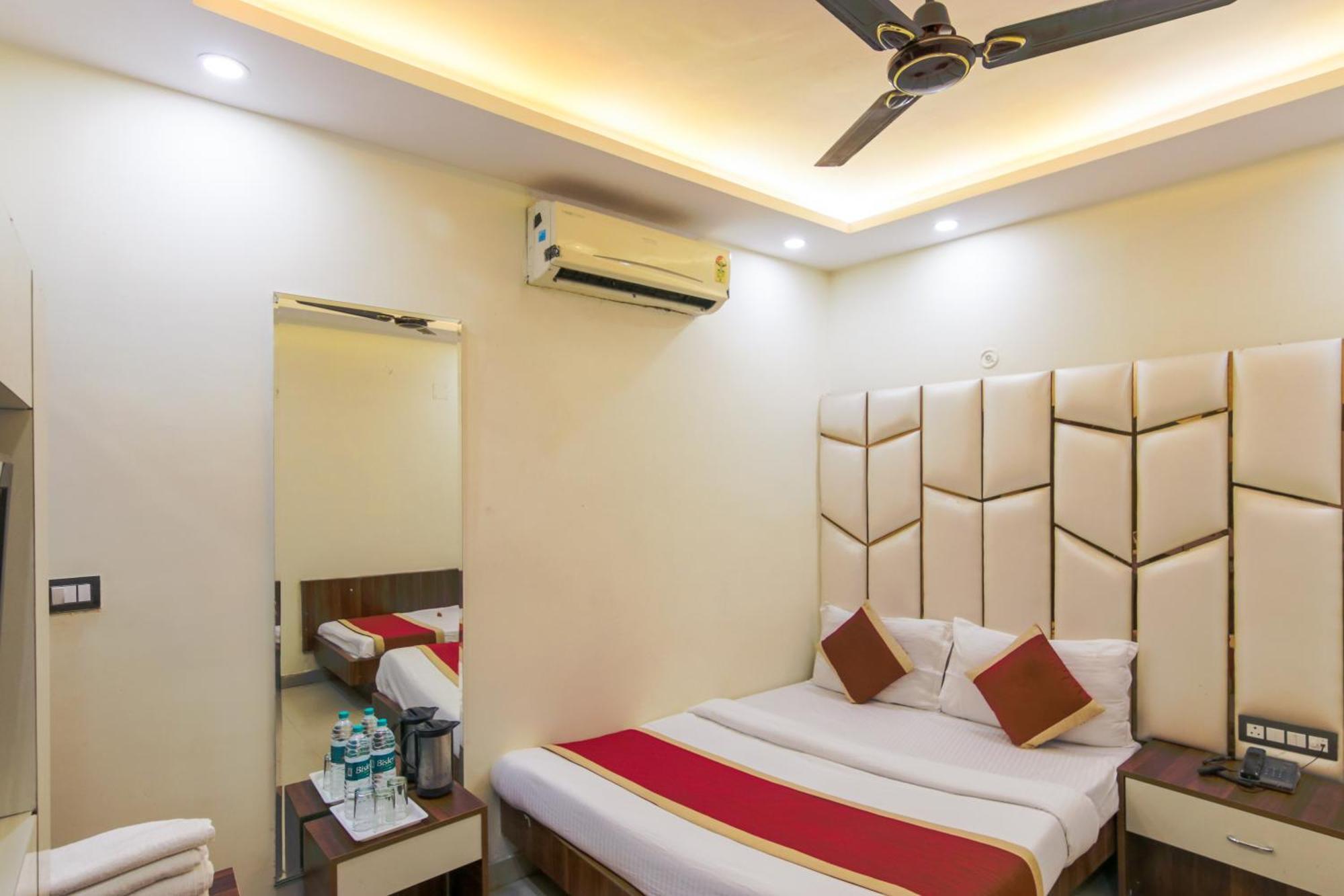 The Price Main Bazar Pahar Ganj Hotel 3*